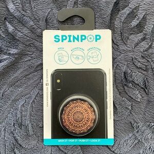New In The Package Spinpop Phone Grip